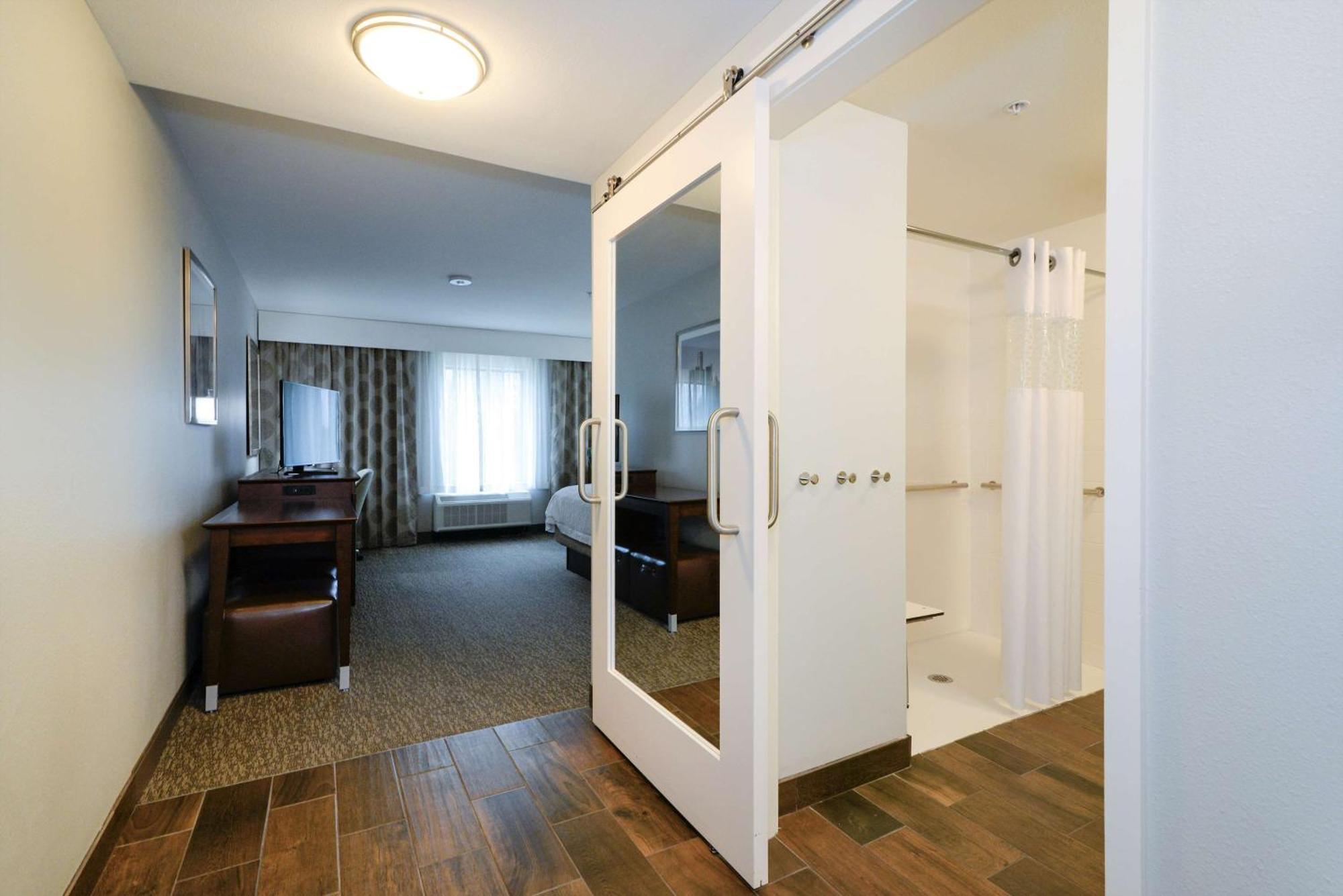 Hampton Inn Brighton Mi Exterior foto