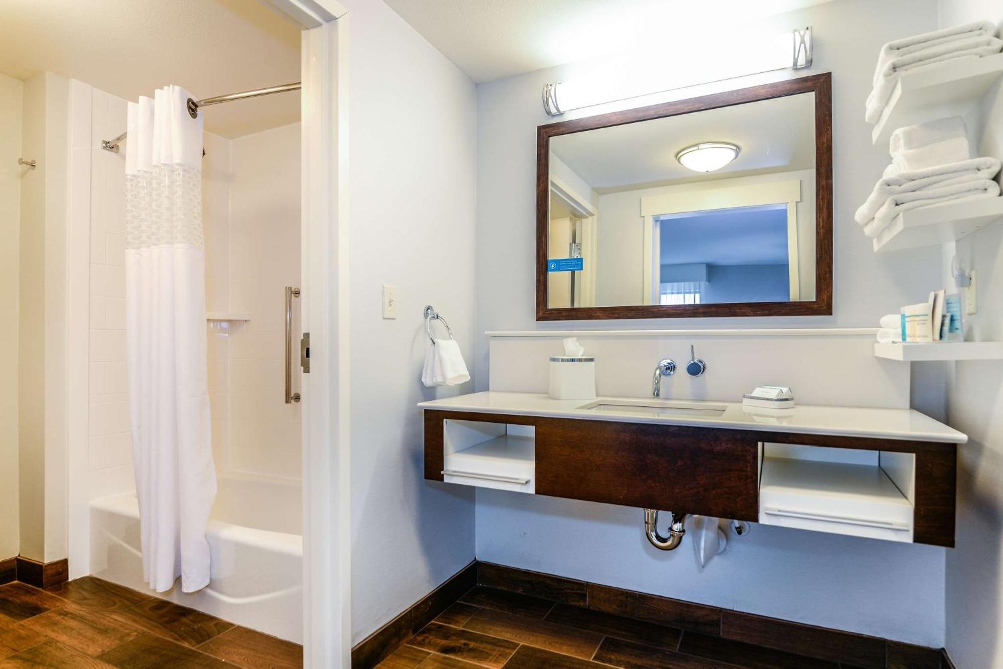 Hampton Inn Brighton Mi Exterior foto