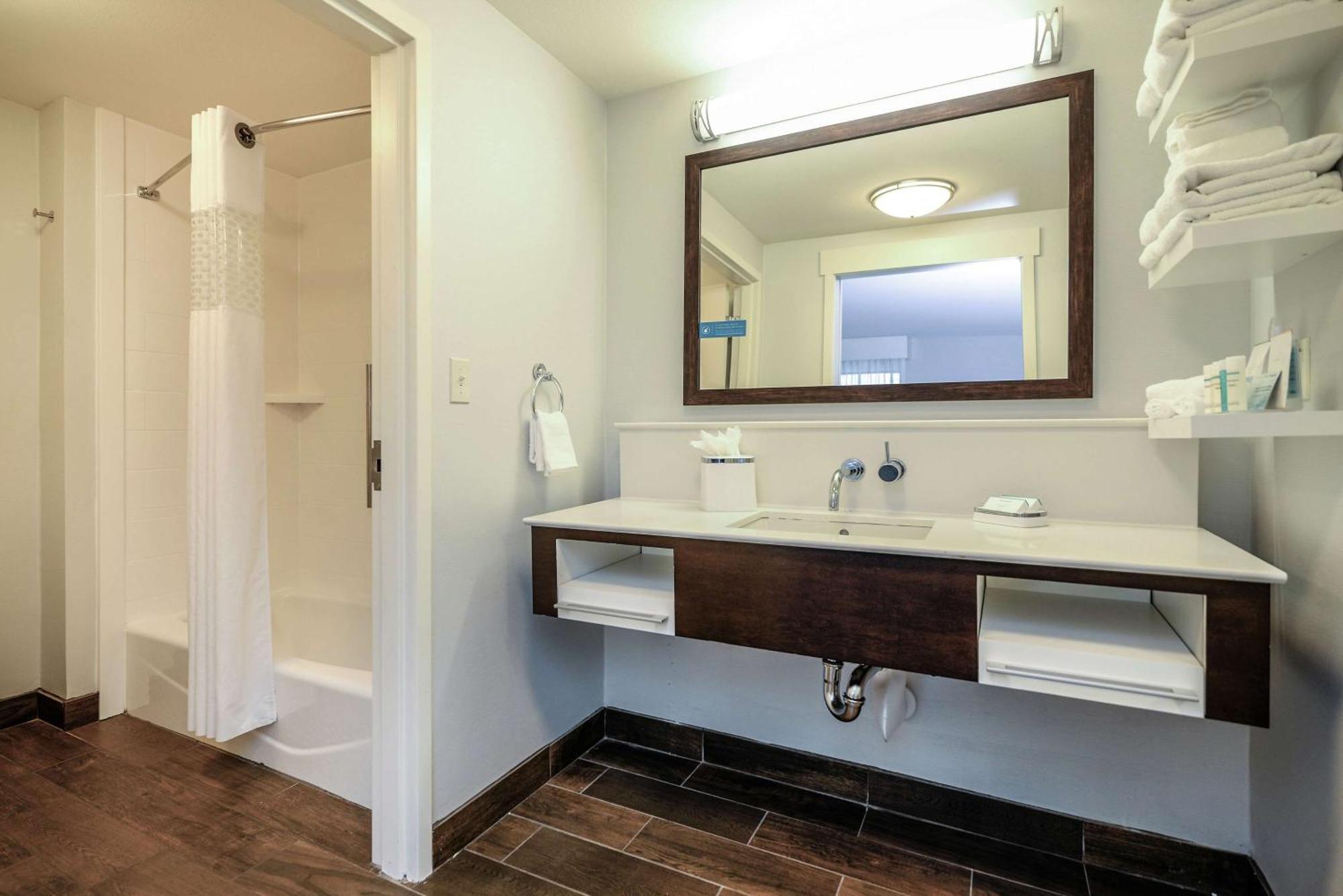 Hampton Inn Brighton Mi Exterior foto